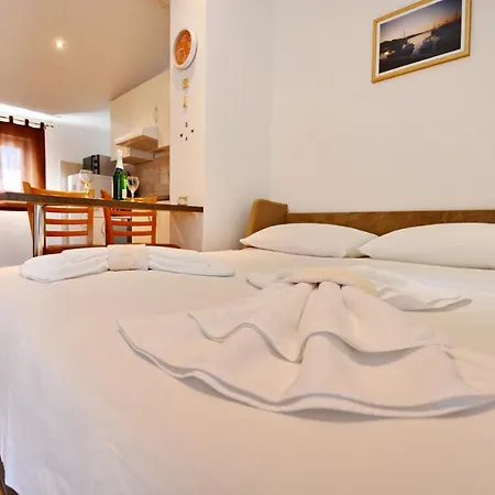 Studio Premium, Balcony & Parking Zadar Daire