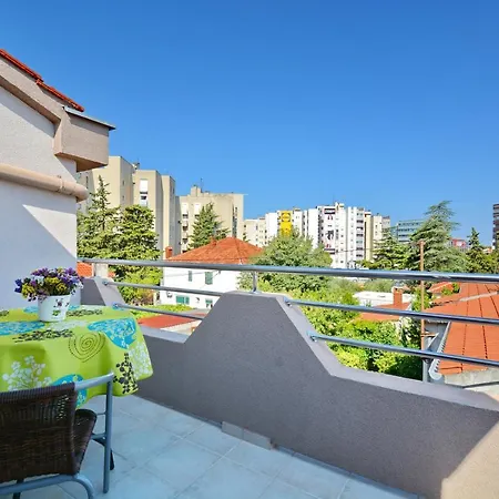Lägenhet Premium, Balcony & Parking Zadar